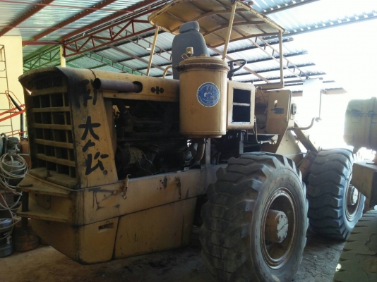 ขายรถตักล้อยาง KOMATSU JH60 ราคา  320,000