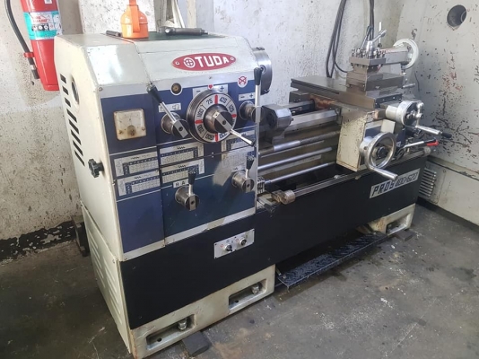 **ขายถูกๆเครื่องกลึงมือสองจากญี่ปุ่น** TUDA 5 Feet 400x620 มม. สวย แน่นๆ เงียบๆทุกเกียร์ พร้อมใช้งานครับ