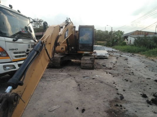 ขายรถแบคโฮ CAT 312 C ราคา 850000