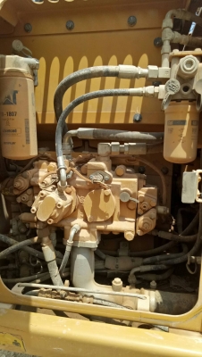 มี VDO ให้ชม.รถแบคโฮ CAT 312 D2 ไมล์ 5700 ชม.ราคา 1500000