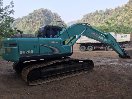 ขายแบคโฮ KOBELCO SK200-8yn12 เอกสารเล่มทะเบียนระบบไฟเต็มราคา 1,650,000