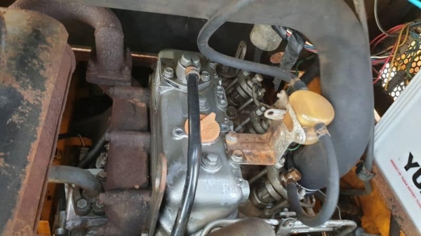 BOBCAT บ๊อบแคท รถตักล้อยาง ขนาดเล็ก จิ๋วแต่เจ๋งมาก (รถนอก นำเข้า ขายถูก) @135,000บาท.รถตักดีเซล ตักได้ 0.8คิว ขับ4ล้อ ยกสูง3เมตร  สีเดิมๆระบบทำงานดีทุกระบบเป็นรถนอกเพื่งนำเข้ามายังไม่เคยใช้งานในไทยเลยเครื่องดีเซล3สูบยันม่าปั้มแรงสถาพดีพร้อมใช้งานทำงานคองต