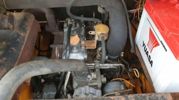 BOBCAT บ๊อบแคท รถตักล้อยาง ขนาดเล็ก จิ๋วแต่เจ๋งมาก (รถนอก นำเข้า ขายถูก) @135,000บาท.รถตักดีเซล ตักได้ 0.8คิว ขับ4ล้อ ยกสูง3เมตร  สีเดิมๆระบบทำงานดีทุกระบบเป็นรถนอกเพื่งนำเข้ามายังไม่เคยใช้งานในไทยเลยเครื่องดีเซล3สูบยันม่าปั้มแรงสถาพดีพร้อมใช้งานทำงานคองต