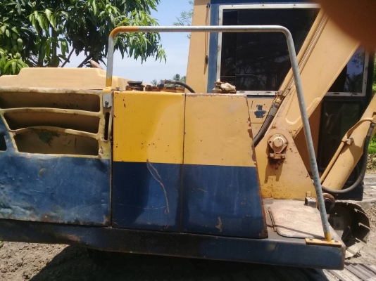 ขายรถแบคโฮ KOMATSU PC60-3