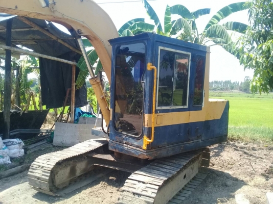 ขายรถแบคโฮ KOMATSU PC60-3