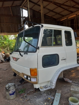 ขายหัวสิบล้อฮีโน่ 4ดี เก่าญี่ปุ่น ทำสีใหม่ ใส่ได้ทุกรุ่น 725,F17,F18 ราคา57000บาท