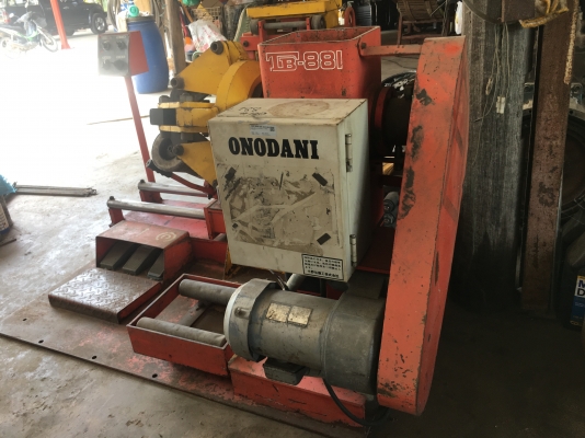 ขายเครื่องถอดยางรถบรรทุก เก่าญี่ปุ่น ไม่ต้องออกแรงงัด ถอดยางใส่ยางขอบไม่เสีย ยางไม่ฉีกขาด ทำงานไว