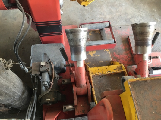 ขายเครื่องถอดยางรถบรรทุก เก่าญี่ปุ่น ไม่ต้องออกแรงงัด ถอดยางใส่ยางขอบไม่เสีย ยางไม่ฉีกขาด ทำงานไว