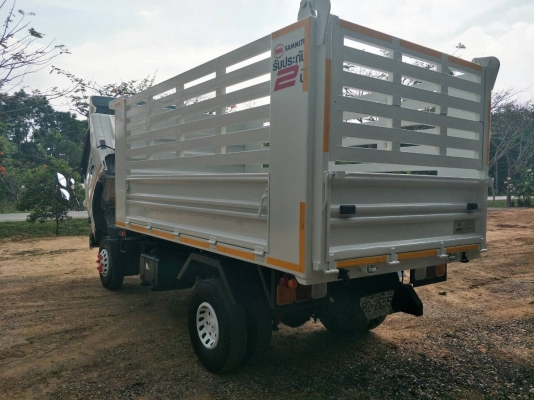 ขายรถบรรทุก 6 ล้อดัมพ์ HINO FC9J 175 แรงม้าปี 2558 ไมล์ 60000 กม. ราคา 1050000 จัดไฟแนนซ์ได้ 1000000