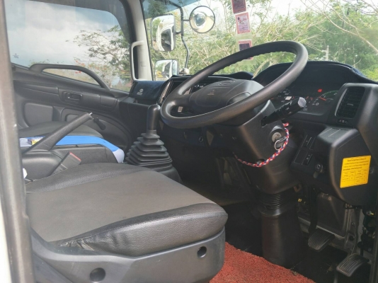 ขายรถบรรทุก 6 ล้อดัมพ์ HINO FC9J 175 แรงม้าปี 2558 ไมล์ 60000 กม. ราคา 1050000 จัดไฟแนนซ์ได้ 1000000