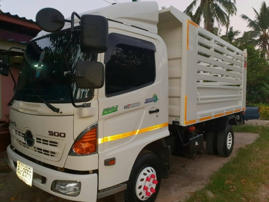 ขายรถบรรทุก 6 ล้อดัมพ์ HINO FC9J 175 แรงม้าปี 2558 ไมล์ 60000 กม. ราคา 1050000 จัดไฟแนนซ์ได้ 1000000