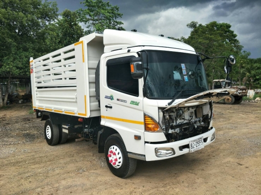 ขายรถบรรทุก 6 ล้อดัมพ์ HINO FC9J 175 แรงม้าปี 2558 ไมล์ 60000 กม. ราคา 1050000 จัดไฟแนนซ์ได้ 1000000