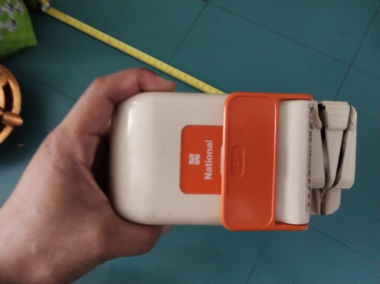 ขายที่ลับมีดไฟฟ้า100V.NATIONAL MADE IN JAPAN. มือสองสภาพดี ขายที่ลับมีดไฟฟ้า100V.NATIONAL MADE IN JAPAN. มือสองสภาพดี