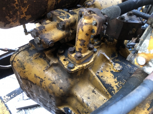 ขายแมคโค ล้อยาง2เพลา KOMATSU PW100-1