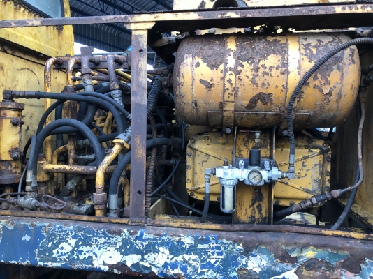 ขายแมคโค ล้อยาง2เพลา KOMATSU PW100-1