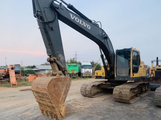 ขาย 1,200,000 VOLVO EC210B PRIME ไฟฟ้าครบ เครื่องดี ปั้มแรง เอวแน่น ช่วงล่างแน่น เอกสารแจ้งจำหน่าย รถสวยพร้อมใช้ รถอยู่ ปทุมธานี สามโคก 090-772-3710 090-772-3708 ขาย 1,200,000 VOLVO EC210B PRIME ไฟฟ้าครบ เครื่องดี ปั้มแรง เอวแน่น ช่วงล่างแน่น เอกสารแจ้งจำหน่าย รถสวยพร้อมใช้ รถอยู่ ปทุมธานี สามโคก 090-772-3710 090-772-3708