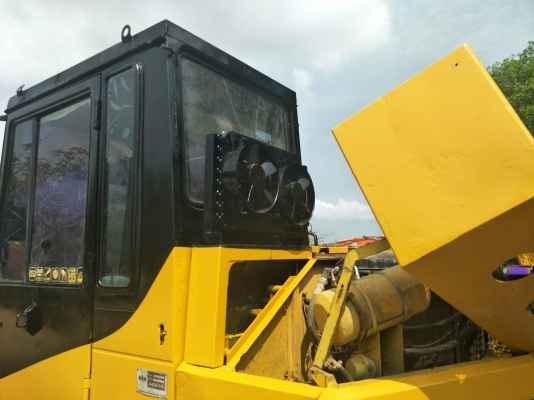 มี VDO ให้ชม.รถแบคโฮ KOMATSU PC60-5 แอร์พร้อม ราคา 450000