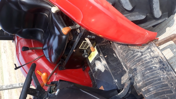 ขายครับรถไถ YANMAR 39แรงสภาพสวยๆ เครืองเกียรดี093 3693639 ขายครับรถไถ YANMAR 39แรงสภาพสวยๆ เครืองเกียรดี093 3693639