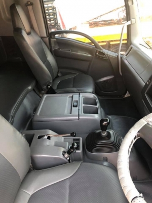 Isuzu 360 แรง ปี 56 สิบล้อหัวลาก สองเพลา รถสวยเดิมบาง ยางเต็ม พร้อมใช้งาน ทะเบียนพร้อม