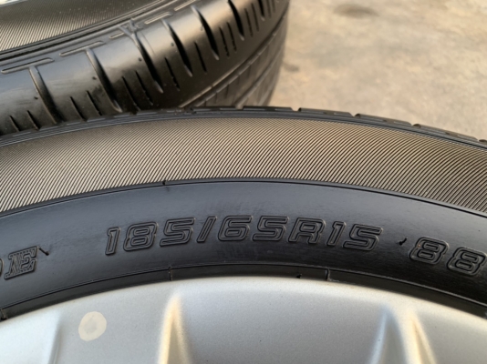 ล้อแม็ก 4รู100 Nissan Note ขอบ 15 พร้อมยาง 185-65-15 Dunlop ปี 18