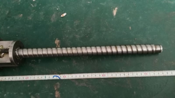 700 บ.ส่งถึงบ้านฟรี โทร 083-2000058 LINE ID: line832923 บอลสกรู ขนาดโตแกนเกลียว 25 mm. ยาวทั้งหมด 77