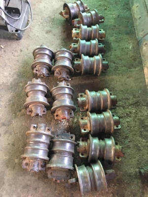 ขายอะไหล่รถแทร็กเตอร์ มือ1-2 จัดส่งทั่วไทย โทร0616613023แพรว