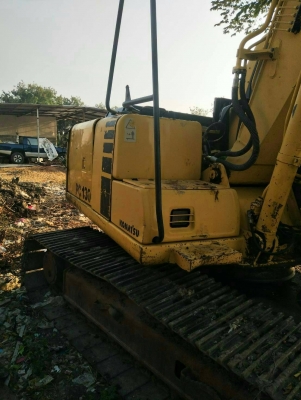 ขายรถแบคโฮ KOMATSU PC130-6 บุ้งกี๋พร้อมหัวกระแทก ราคา 950000 ขายรถแบคโฮ KOMATSU PC130-6 บุ้งกี๋พร้อมหัวกระแทก ราคา 950000