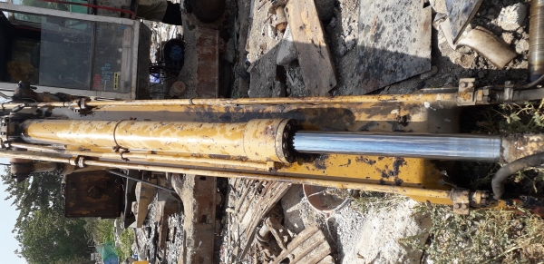 ขายครับอะไหล่ โคมัสสุ PC200-3 มี ปั้มไฮดรอลิก แพรคอนโทน กะบอกอาร์ม ขายครับอะไหล่ โคมัสสุ PC200-3 มี ปั้มไฮดรอลิก แพรคอนโทน กะบอกอาร์ม