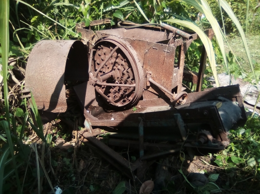 ขายเครื่องโม่มันเส้นพร้อมเครื่องยนต์