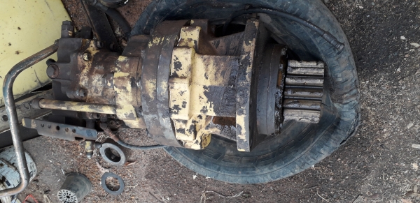 ขายครับอะไหล่แม็กโค โคมัสสุ PC200-6 มี แพรคอนโทน โป๊ะสวิง ล้อนำ