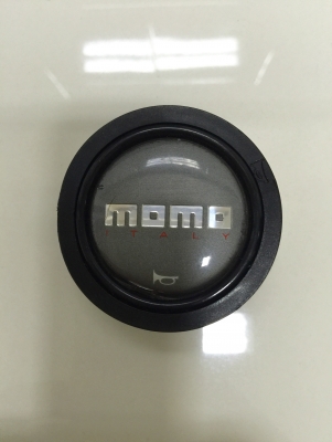 ขายพวงมาลัยแต่ง MOMO ติดรถยนต์ HONDA รุ่น CIVIC 3D