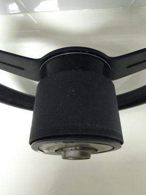 ขายพวงมาลัยแต่ง MOMO ติดรถยนต์ HONDA รุ่น CIVIC 3D