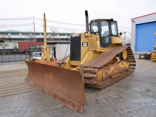 แทรคเตอร์ D5H From JAPAN 5,600ชม สนใจสอบถามได้เลยครับ