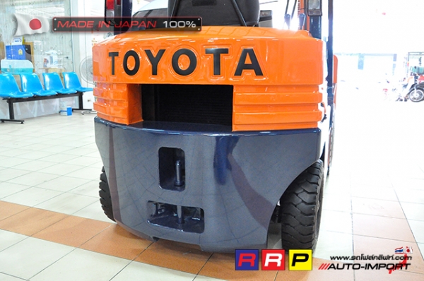 ขายรถโฟล์คลิฟท์มือสอง TOYOTA รุ่น 5FGL15-16540 นำเข้าจากประเทศญี่ปุ่น 100\% ไม่เคยใช้งานในไทย
