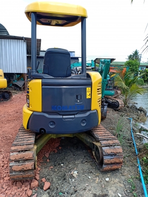 ขายจ้า..KOMATSU PC30MR-2 เก่านอกแท้  มีลายแย๊ก ปลายยาวพิเศษ ใช้งานมาน้อย โทร 089-3818694จ๊อย
