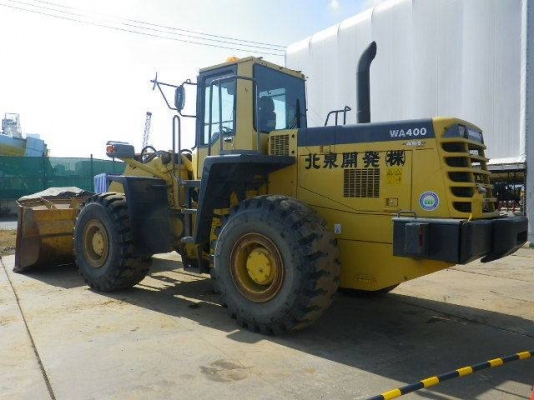 ขาย KOMATSU WA400-3 นำเข้าจากญี่ปุ่น โทร&bull;090-986-2521 อ๊อบ