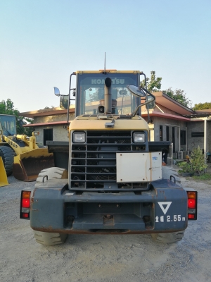 ขาย KOMATSU WA200-6 นำเข้าจากญี่ปุ่น โทร&bull;090-986-2521 อ๊อบ