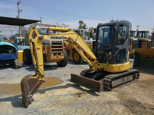 ราคาพิเศษ KOMATSU PC 30MR-3 นำเข้าจากญี่ปุ่นโดยตรง ชั่วโมงทำงานน้อย พร้อมตู้เก๋งสวยๆ โทร.090-986-2521 อ๊อบ