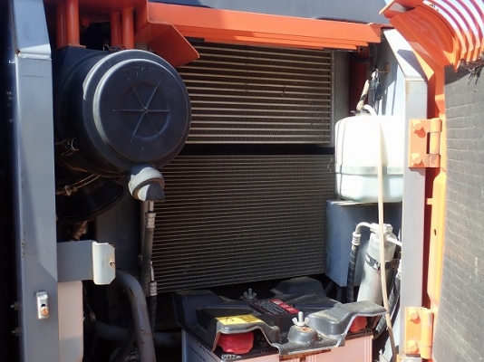 ขายรถขุดนำเข้าจากประเทศญี่ปุ่น hitachi zx120 สนใจติดต่อสอบถาม 0923309229 อีด