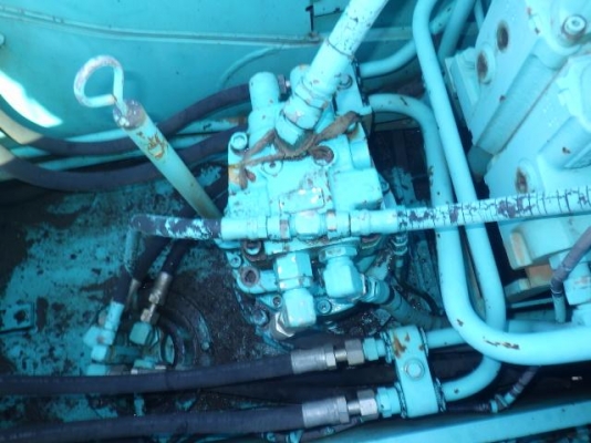 ขายรถขุดนำเข้าจากประเทศญี่ปุ่น kobelco sk100 super สนใจติดต่อสอบถาม 0923309229 อีด