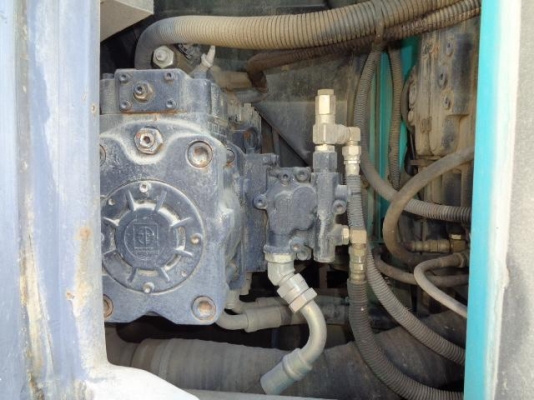 ขายรถขุดนำเข้าจากประเทศญี่ปุ่น kobelco sk135yy04 สนใจติดต่อสอบถาม 0923309229 อีด