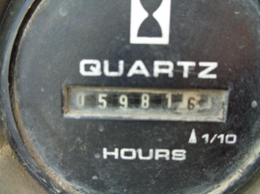 ขายรถขุดนำเข้าจากประเทศญี่ปุ่น kobelco sk135yy04 สนใจติดต่อสอบถาม 0923309229 อีด