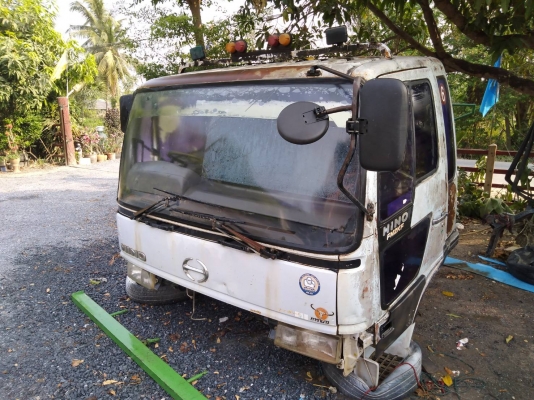 ขาย หัวสิบล้อ   (  สิงไฮเทค  สมอ แท้ๆ  )  หัวบางๆ มีขาดีดหน้า-ขาหลัง คันเกียร์ เบรคทิฟฟี่ สภาพเต็ม