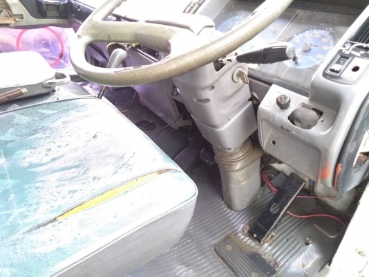 ขาย หัวสิบล้อ   (  สิงไฮเทค  สมอ แท้ๆ  )  หัวบางๆ มีขาดีดหน้า-ขาหลัง คันเกียร์ เบรคทิฟฟี่ สภาพเต็ม