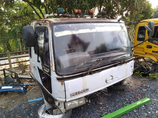 ขาย หัวสิบล้อ   (  สิงไฮเทค  สมอ แท้ๆ  )  หัวบางๆ มีขาดีดหน้า-ขาหลัง คันเกียร์ เบรคทิฟฟี่ สภาพเต็ม