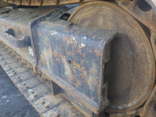 ขายรถขุดนำเข้าจากประเทศญี่ปุ่น kobelco sk135yy05 รุ่น8 สนใจติดต่อสอบถาม 0923309229 อีด