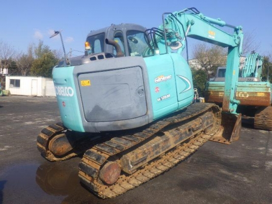 ขายรถขุดนำเข้าจากประเทศญี่ปุ่น kobelco sk135yy05 รุ่น8 สนใจติดต่อสอบถาม 0923309229 อีด