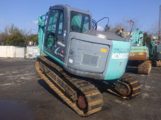 ขายรถขุดนำเข้าจากประเทศญี่ปุ่น kobelco sk135yy05 รุ่น8 สนใจติดต่อสอบถาม 0923309229 อีด