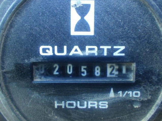 ขายรถขุดนำเข้าจากประเทศญี่ปุ่น kobelco sk135yy05 รุ่น8 สนใจติดต่อสอบถาม 0923309229 อีด