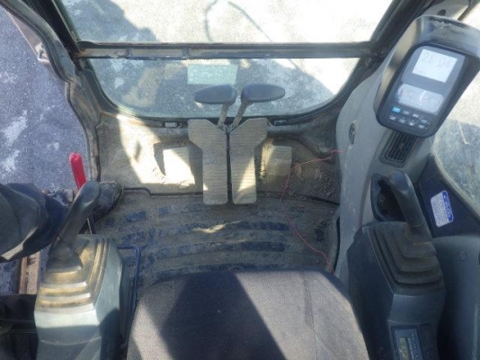 ขายรถขุดนำเข้าจากประเทศญี่ปุ่น kobelco sk135yy05 รุ่น8 สนใจติดต่อสอบถาม 0923309229 อีด